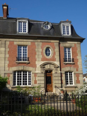 L'Hôtel Particulier - Paris Asnières